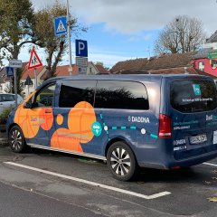 Hier ist der Da-Di-Liner beim Tanken zu sehen